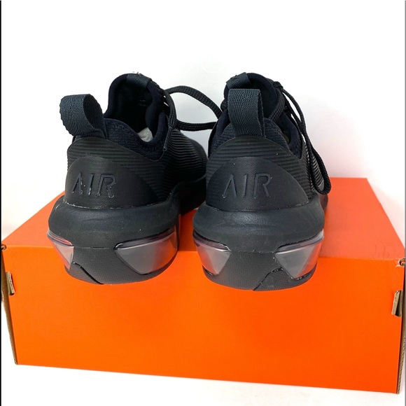 🌿Sale🌿 Nike Air Max Fly Black Dark Grey Women's AUTHENTIC Size 7 8 AT2505 004 - Picture 2 of 8